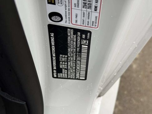 Used 2025 BMW M240i Coupe w/ Premium Package RWD image 35