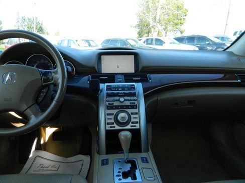 Used 2006 Acura RL image 16