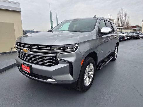 Used 2024 Chevrolet Tahoe Premier AWD/4WD image 7