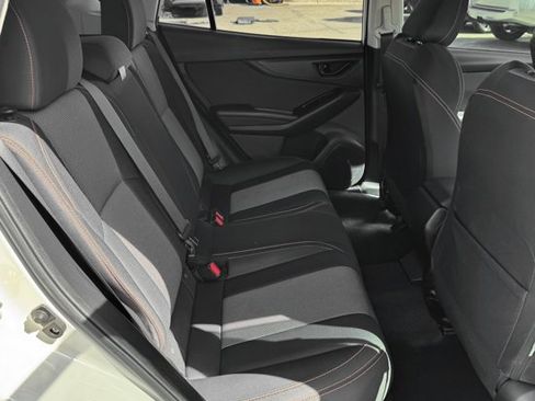 Used 2020 Subaru Crosstrek 2.0i Premium image 18