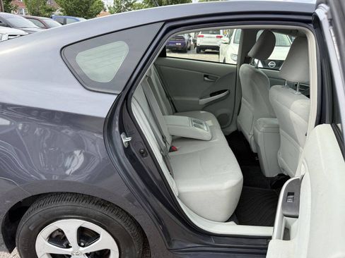 Used 2013 Toyota Prius Two FWD image 22