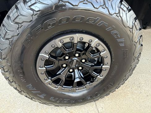 New 2025 Ford Bronco Raptor w/ Interior Carbon Fiber Pack image 17