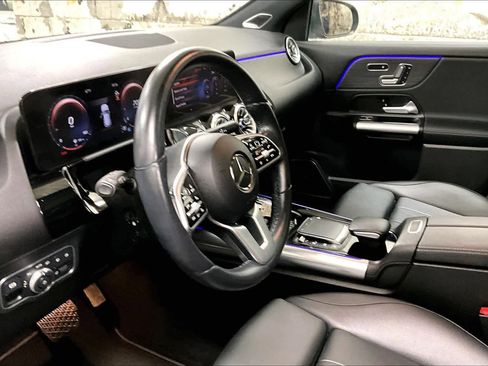 Used 2023 Mercedes-Benz GLA 250 4MATIC image 17