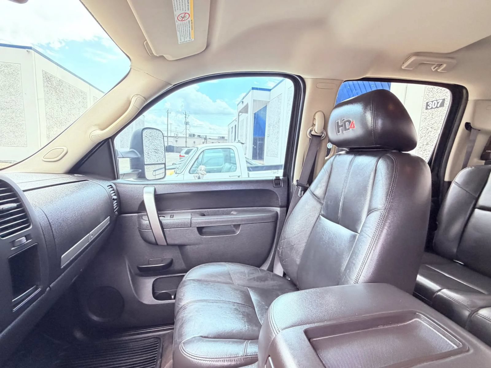 Used 2012 GMC Sierra 2500 SLE w/ SLE Preferred Package AWD/4WD image 12