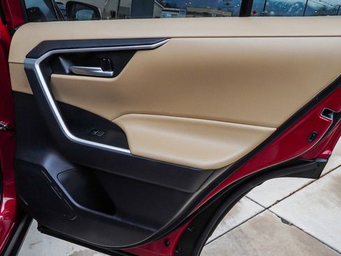 Used 2024 Toyota RAV4 XLE image 29