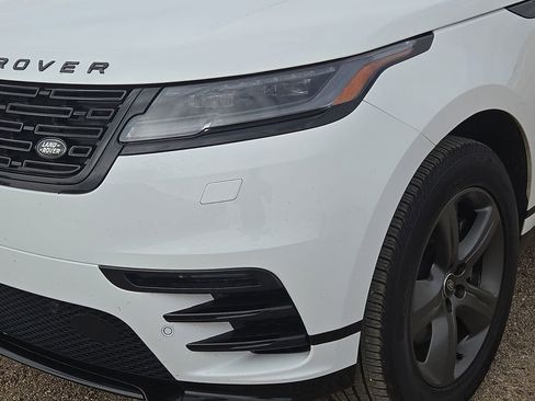 Used 2025 Land Rover Range Rover Velar Dynamic SE image 9