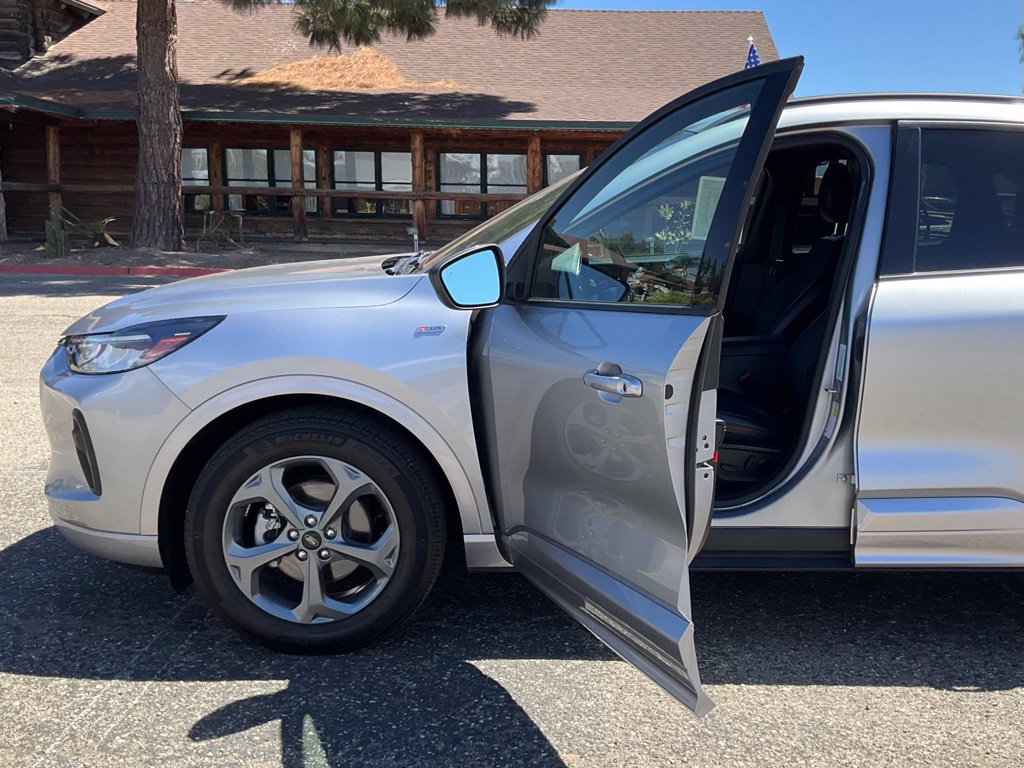 Used 2024 Ford Escape ST-Line w/ Equipment Group 301A FWD image 38