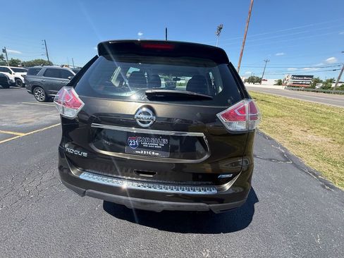Used 2014 Nissan Rogue S FWD image 4