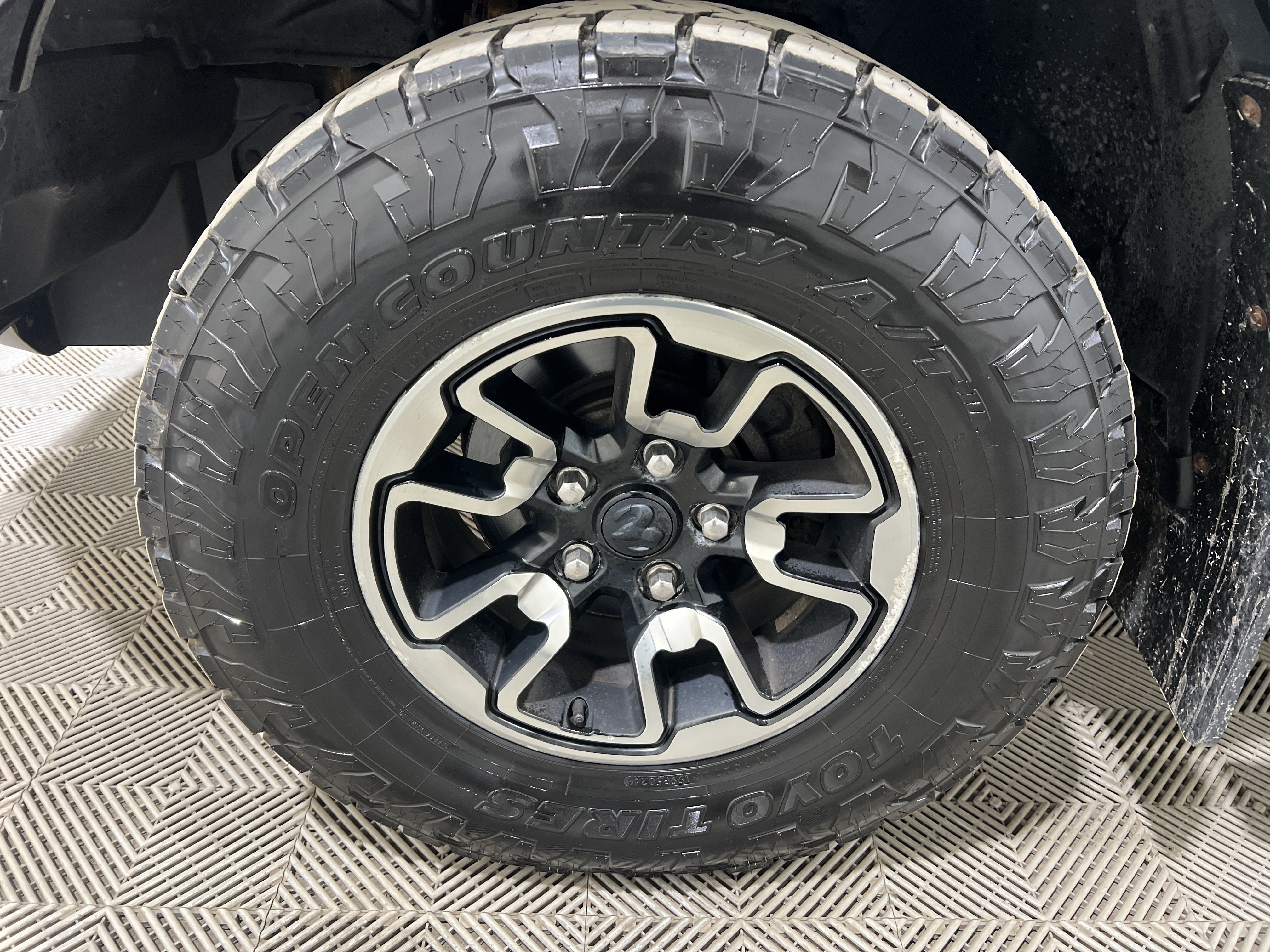 Used 2016 RAM 1500 Rebel w/ Luxury Group AWD/4WD image 6