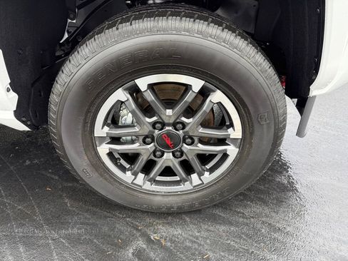 New 2025 Toyota Tacoma TRD Sport image 8