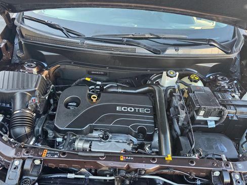 Used 2020 Chevrolet Equinox LT FWD image 22