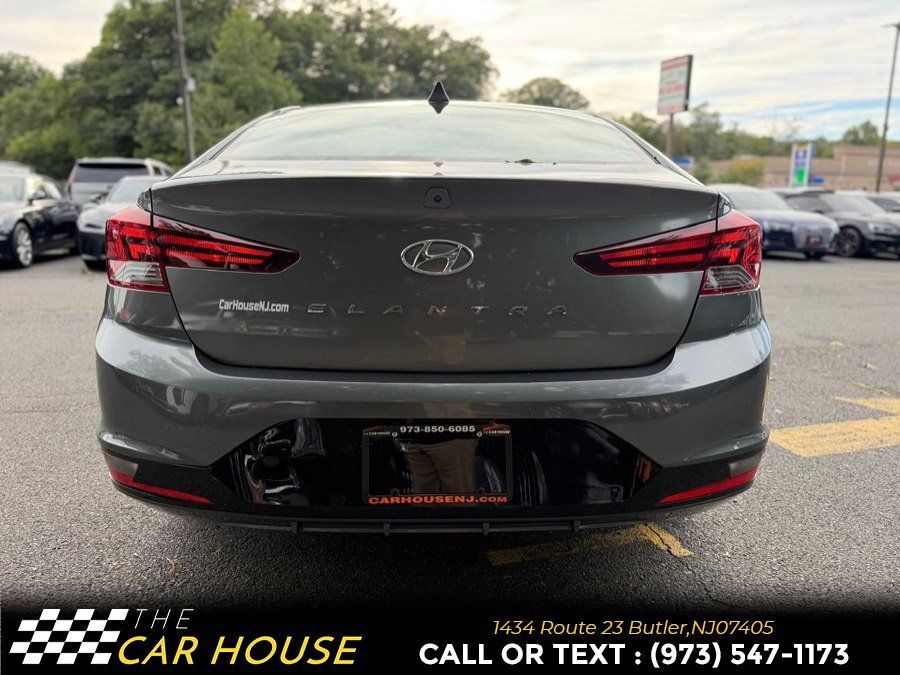 Used 2020 Hyundai Elantra Value Edition w/ Cargo Package (C1) FWD image 5