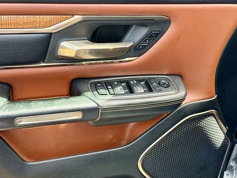 Used 2019 RAM 1500 Limited image 19