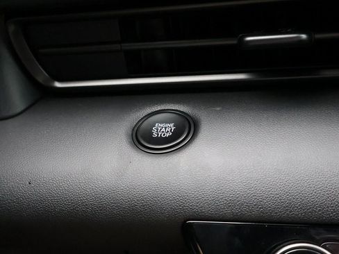 New 2025 Hyundai Elantra Sport image 32