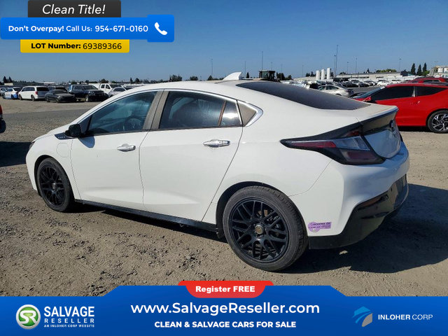 Used 2016 Chevrolet Volt Premier w/ Driver Confidence Package FWD image 3