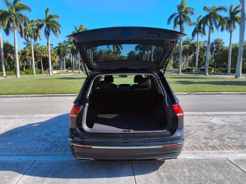 Used 2020 Volkswagen Tiguan S AWD/4WD image 17