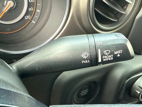 Used 2018 Jeep Wrangler Unlimited Sport image 9