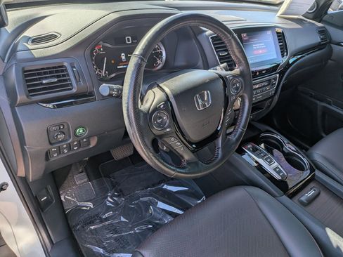 Used 2023 Honda Ridgeline Black Edition image 13