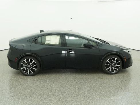 New 2026 Toyota Prius Plug-In Hybrid FWD image 44