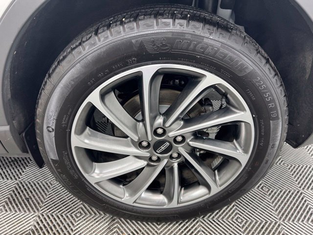 Used 2023 Lincoln Corsair AWD w/ Equipment Group 101A image 10