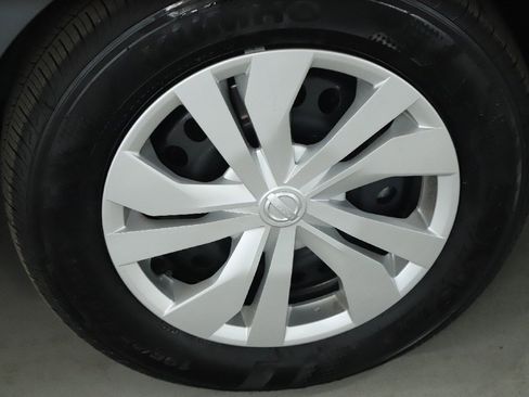 Certified 2025 Nissan Versa S w/ Trunk Package image 10