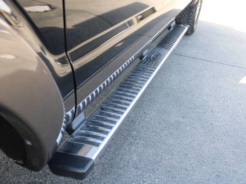 Used 2016 Ford F250 Lariat w/ Chrome Package image 11