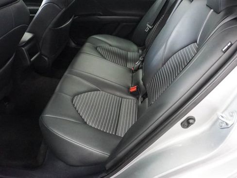 Used 2024 Toyota Camry SE FWD image 9