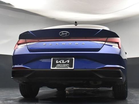 Used 2021 Hyundai Elantra SEL w/ Convenience Package FWD image 35