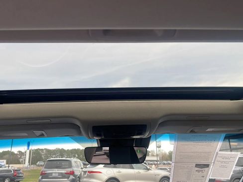 Used 2021 Lexus ES 350 w/ Premium Package image 24