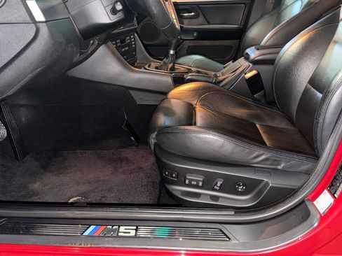 Used 2003 BMW M5 RWD image 26