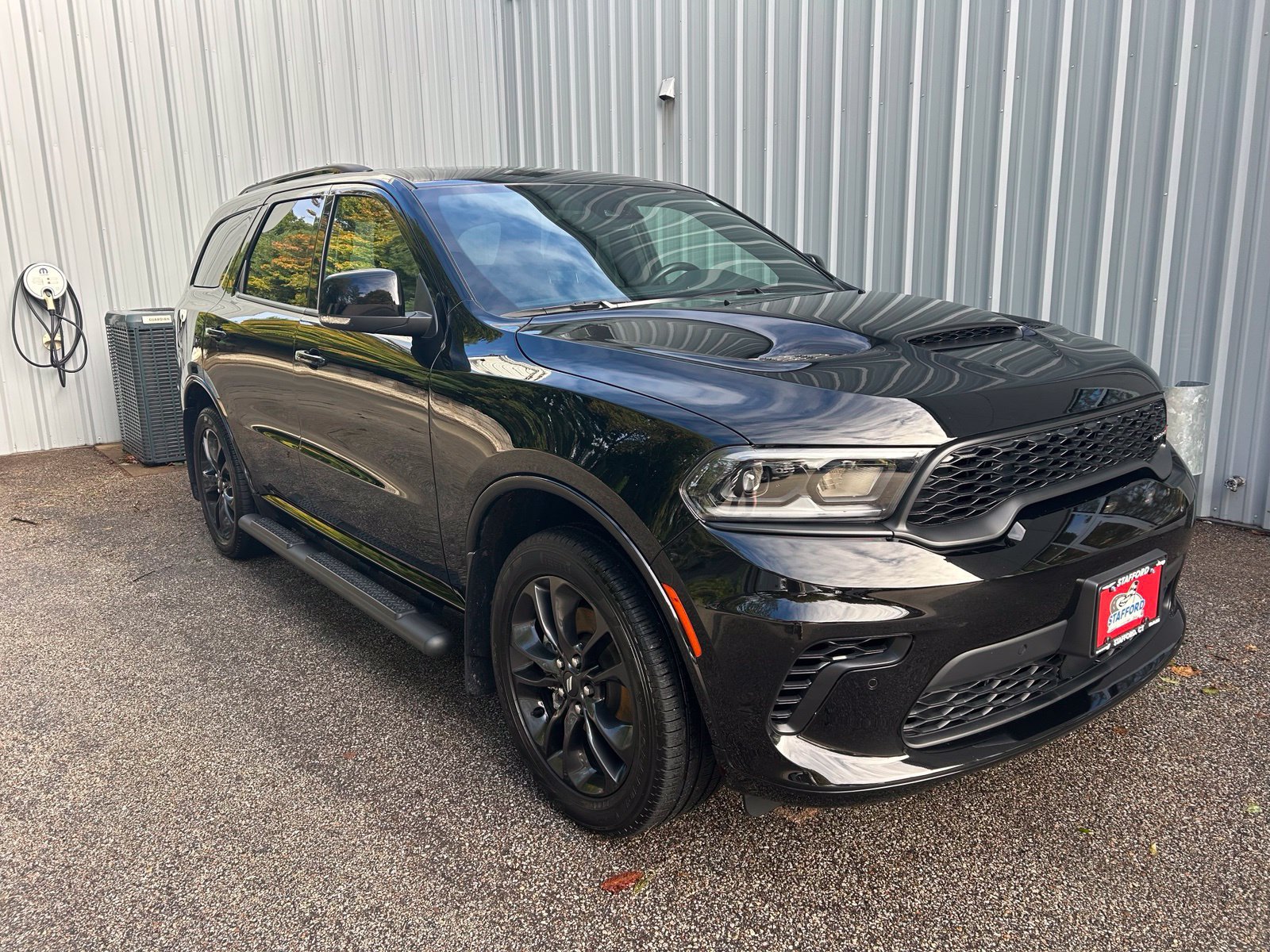 Used 2025 Dodge Durango GT AWD/4WD image 3