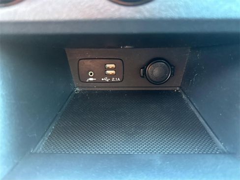 Used 2023 Subaru Crosstrek 2.0i Premium image 27