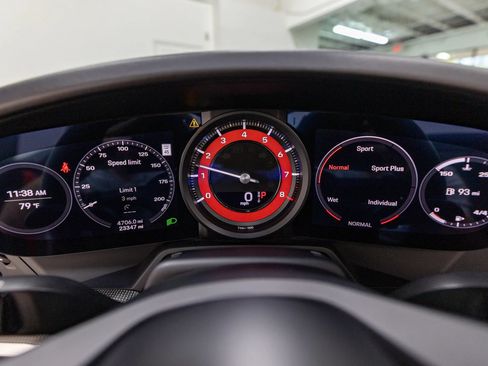 Used 2020 Porsche 911 Carrera S RWD image 43