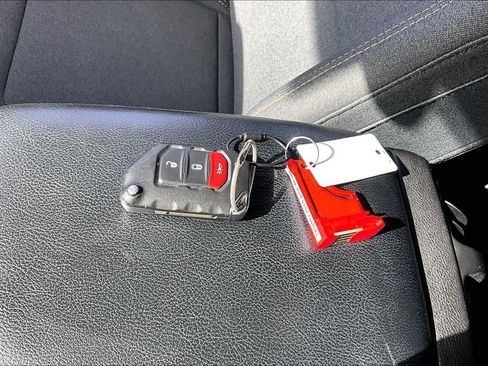 Used 2024 Jeep Wrangler Sport S image 33