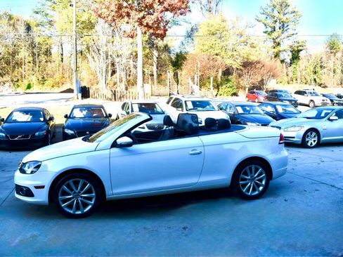 Used 2014 Volkswagen Eos Komfort image 11
