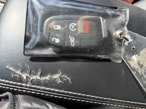 Used 2014 Jeep Grand Cherokee Limited image 23