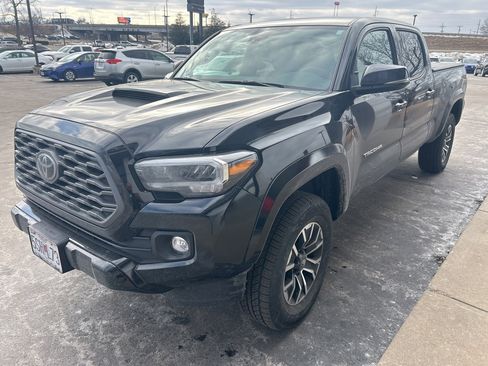 Certified 2023 Toyota Tacoma TRD Sport image 2