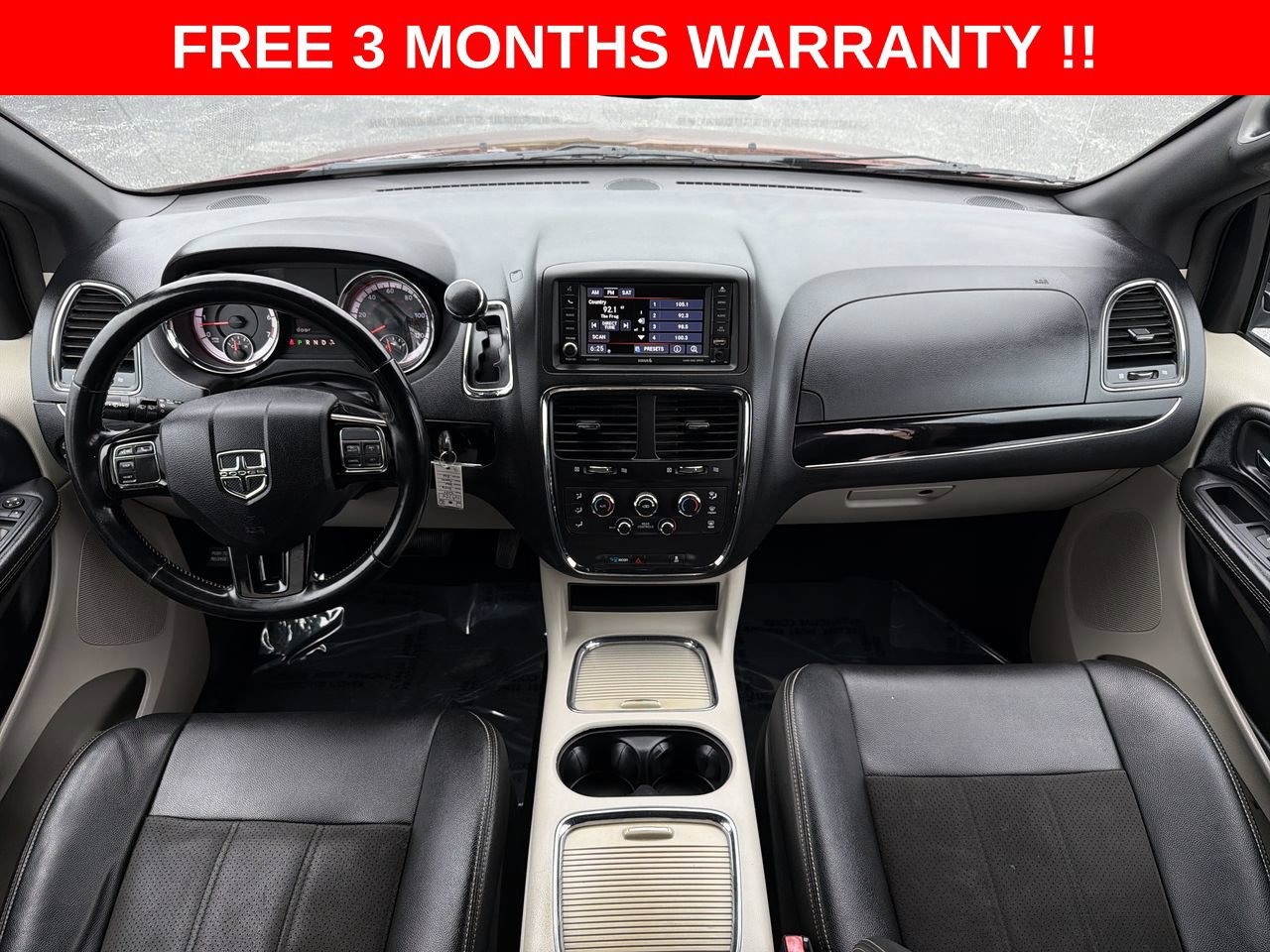 Used 2020 Dodge Grand Caravan SXT FWD image 37