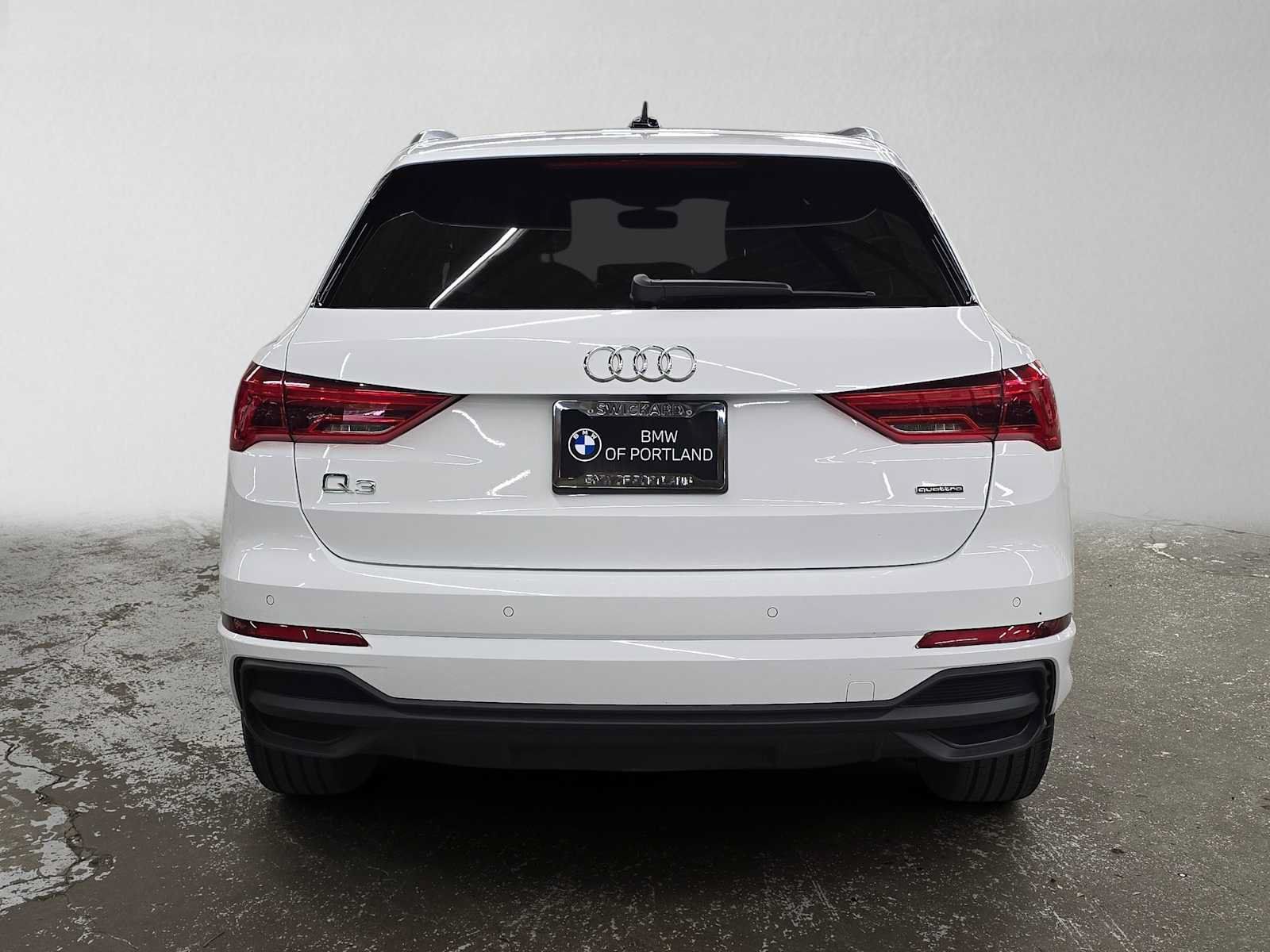 Used 2025 Audi Q3 2.0T Premium AWD/4WD image 4
