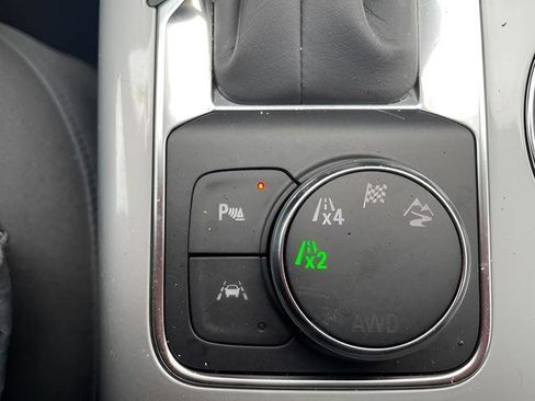 Used 2025 Chevrolet Blazer LT w/ Driver Confidence Package image 14