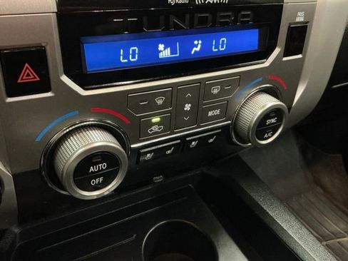 Used 2018 Toyota Tundra Platinum image 25