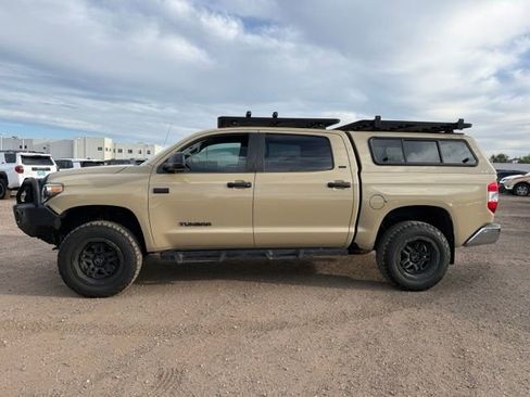 Used 2019 Toyota Tundra SR5 w/ SR5 Upgrade Package AWD/4WD image 2