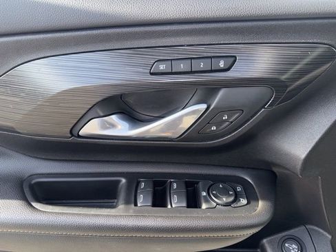 Used 2019 GMC Terrain SLT w/ Preferred Package image 27