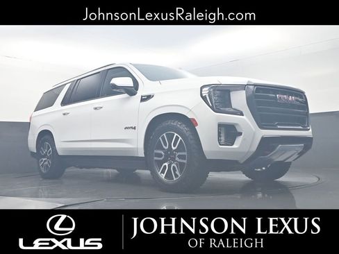 Used 2023 GMC Yukon XL AT4 w/ AT4 Premium Plus Package image 15
