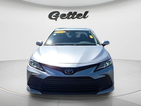 Used 2024 Toyota Camry LE w/ Convenience Package image 8