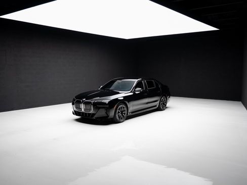 Used 2024 BMW i7 eDrive50 w/ M Sport Package image 82