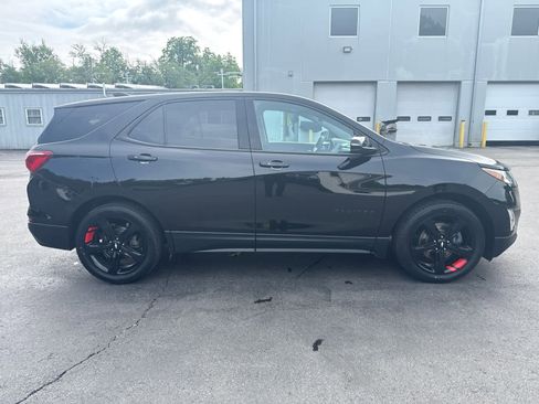 Used 2019 Chevrolet Equinox LT FWD image 2