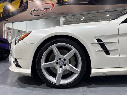 Used 2013 Mercedes-Benz SL 550 w/ Premium Pkg image 16