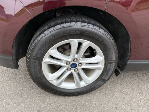 Used 2020 Ford Edge SEL w/ Convenience Package image 14