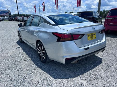 Used 2020 Nissan Altima 2.5 SR FWD image 19